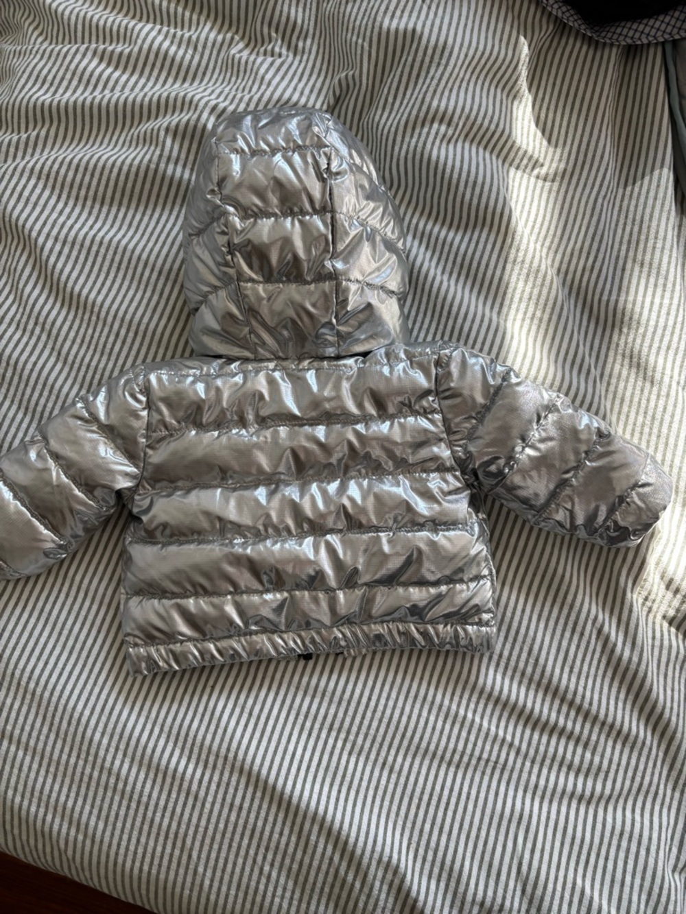 Primary 0-6 m silver Jacket - Picture 3 of 3